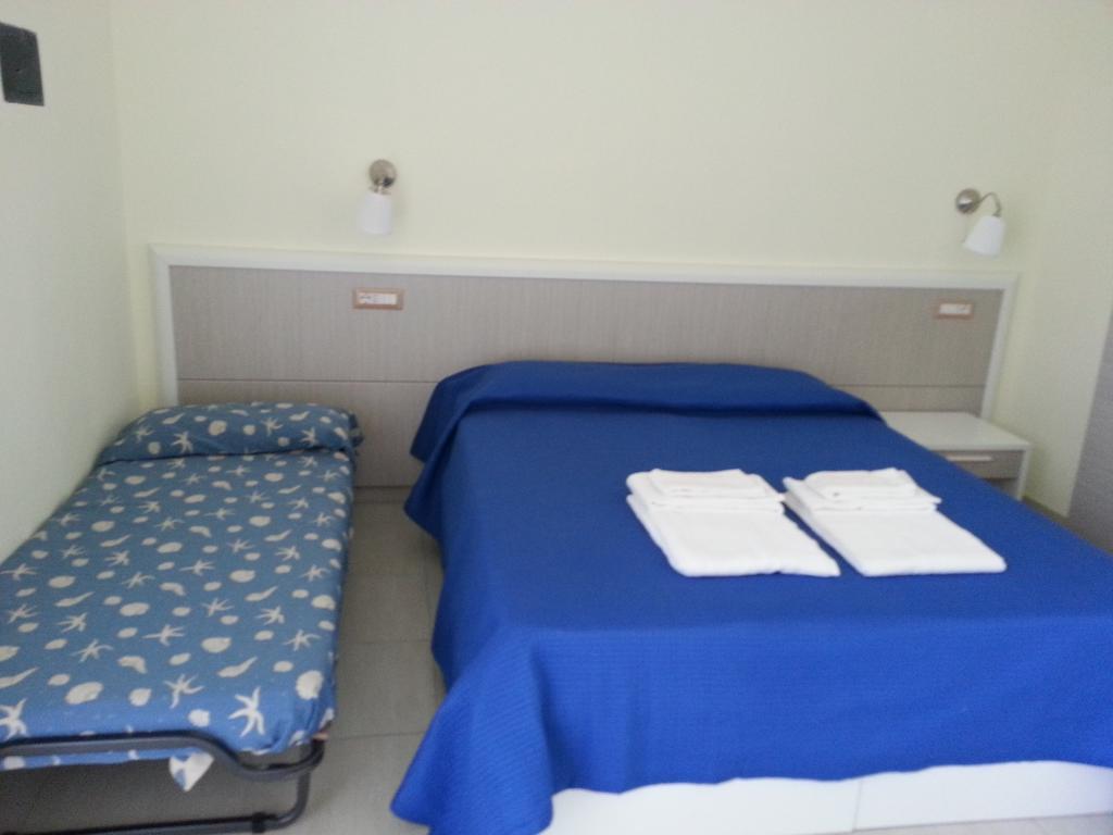 Il Girasole Formia Guesthouse Rooms Buitenkant foto
