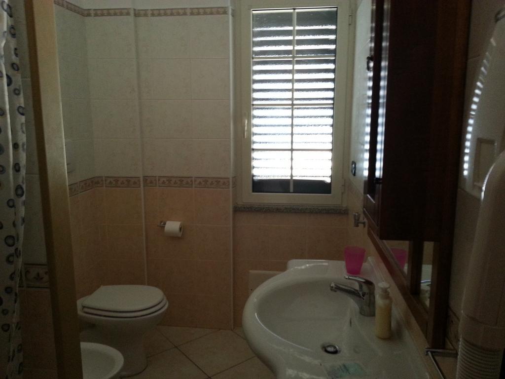 Il Girasole Formia Guesthouse Rooms Buitenkant foto