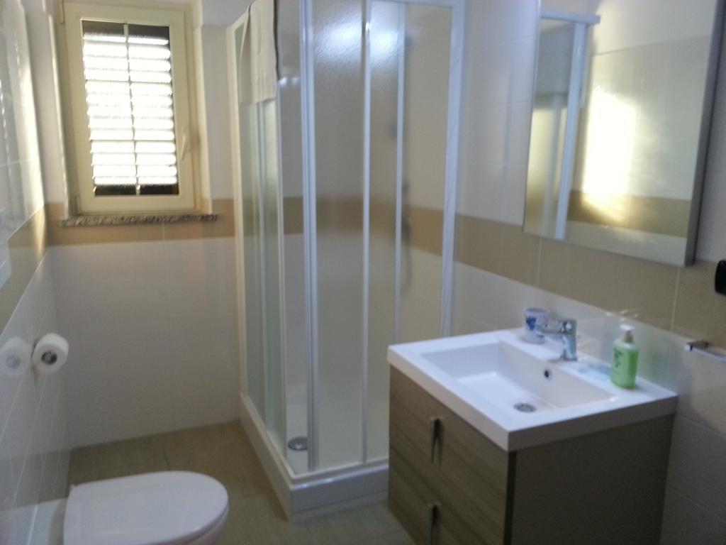Il Girasole Formia Guesthouse Rooms Buitenkant foto