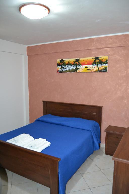 Il Girasole Formia Guesthouse Rooms Buitenkant foto