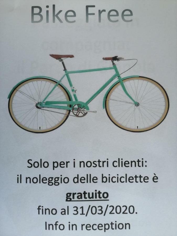 Il Girasole Formia Guesthouse Rooms Buitenkant foto
